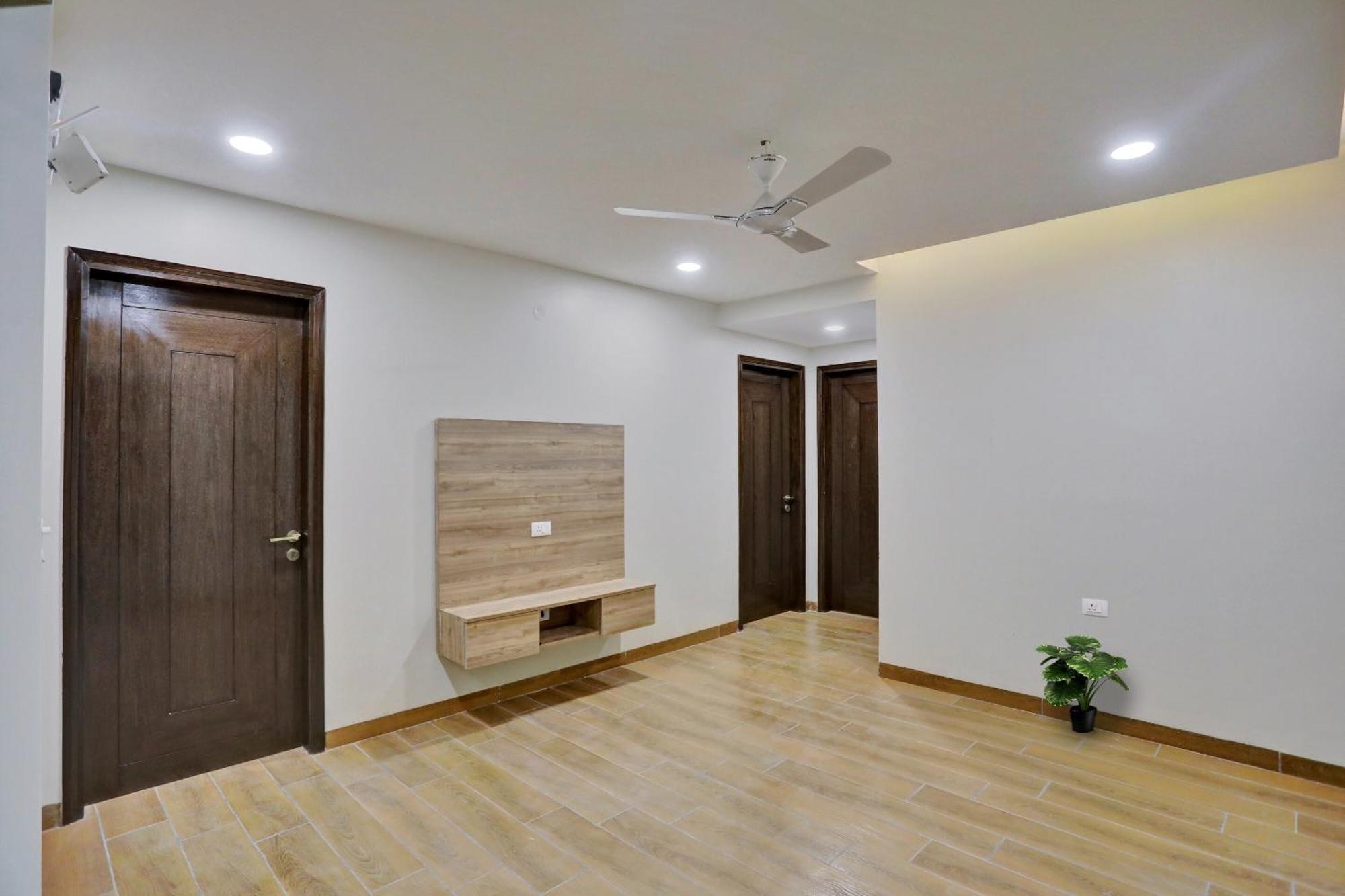 Townhouse Xanthe Hotell Noida Eksteriør bilde