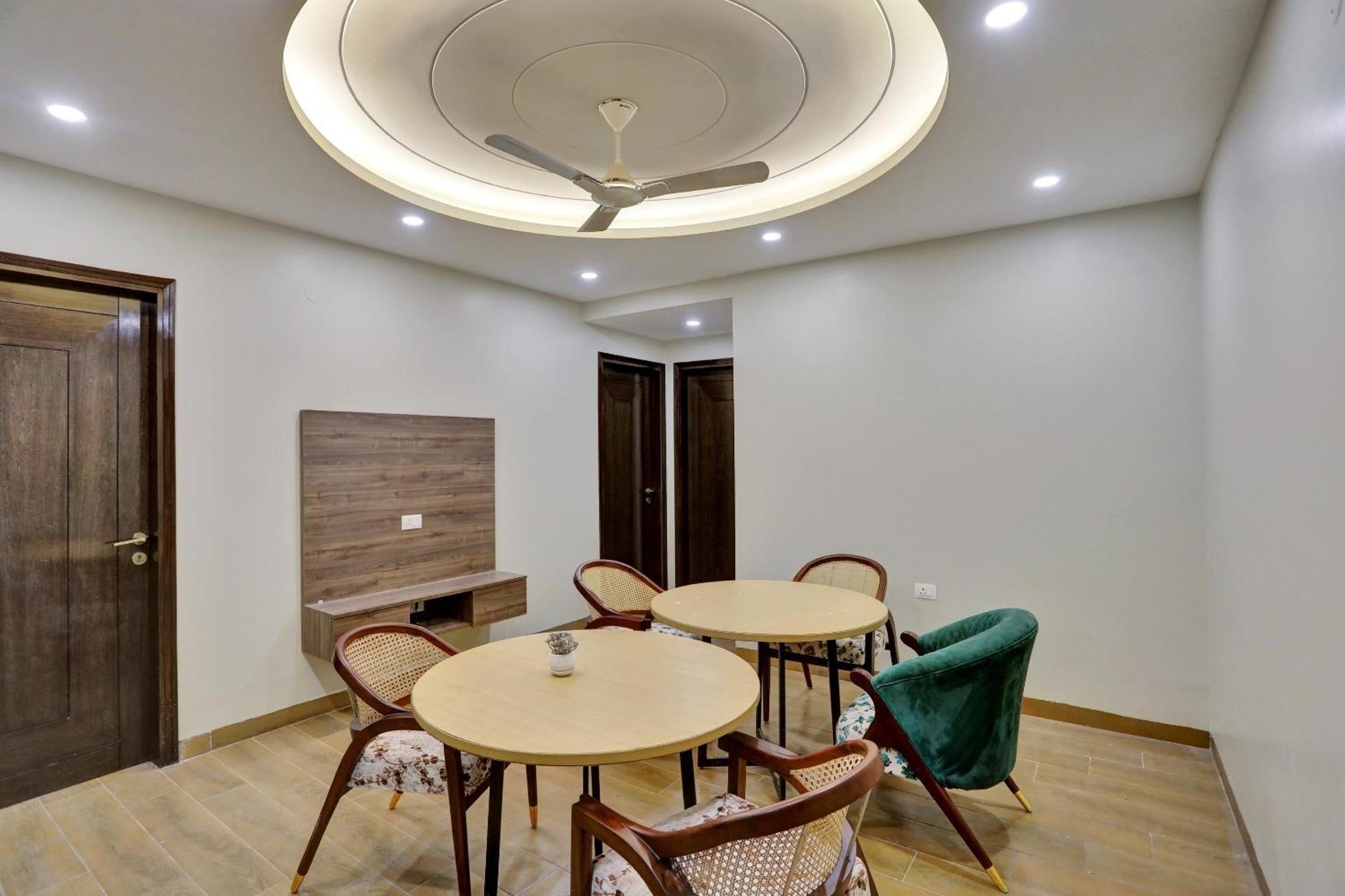 Townhouse Xanthe Hotell Noida Eksteriør bilde